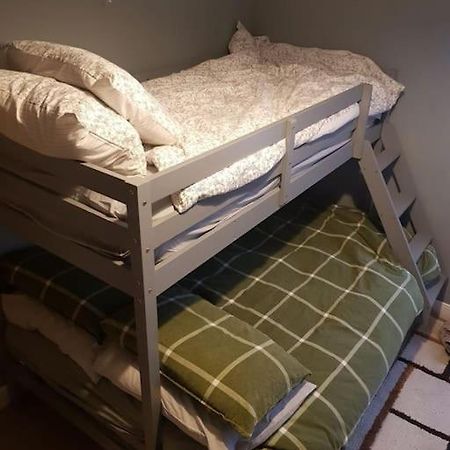 Just The Splott! Sleeps 6, 8 Mins To Stadium. Кардиф Екстериор снимка